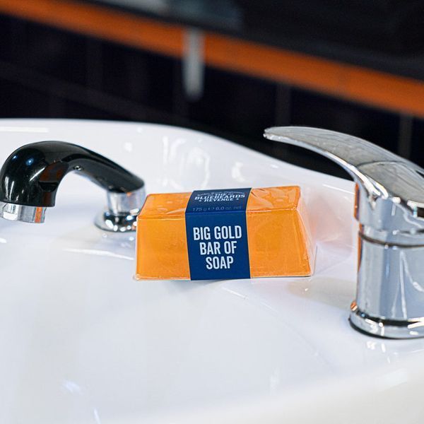 Мило для тіла The BlueBeards Revenge Big Gold Bar of Soap 175 г 5060297001857 фото
