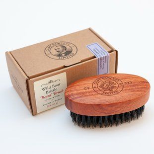 Щетка для бороды из щетины дикого кабана Captain Fawcett Beard Brush F5570 фото