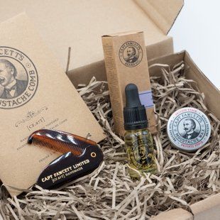 Подарочный набор ( воск + масло для бороды и расческа) Captain Fawcett Beard and Tache Gift Set F6701 фото