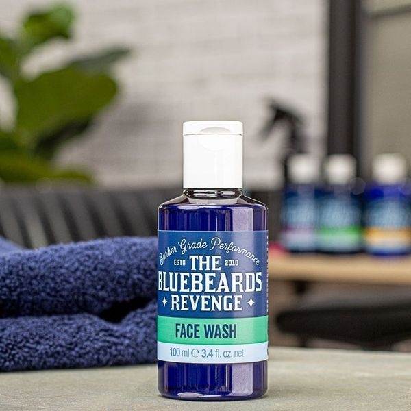 Чоловічий гель для вмивання обличчя The BlueBeards Revenge Face Wash 100 мл 5060297003196 фото