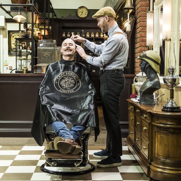 Накидка для парикмахеров Captain Fawcett Barbers Cape F5573 фото